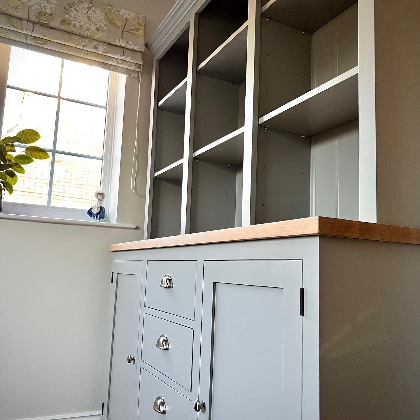 Bedford Dresser - Image 6