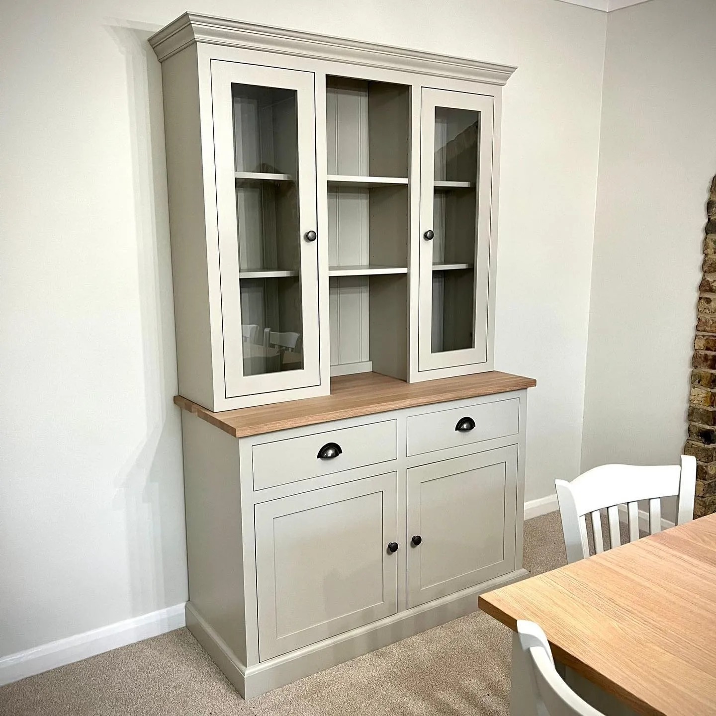 Grand Oxford Glazed Dresser - Image 7