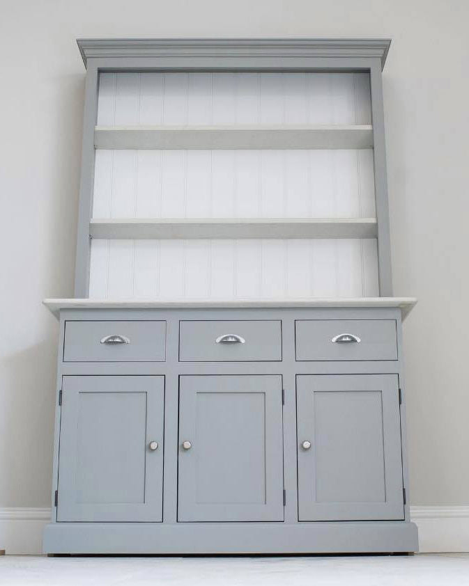 Contemporary Quartz Cambridge Dresser - Image 2