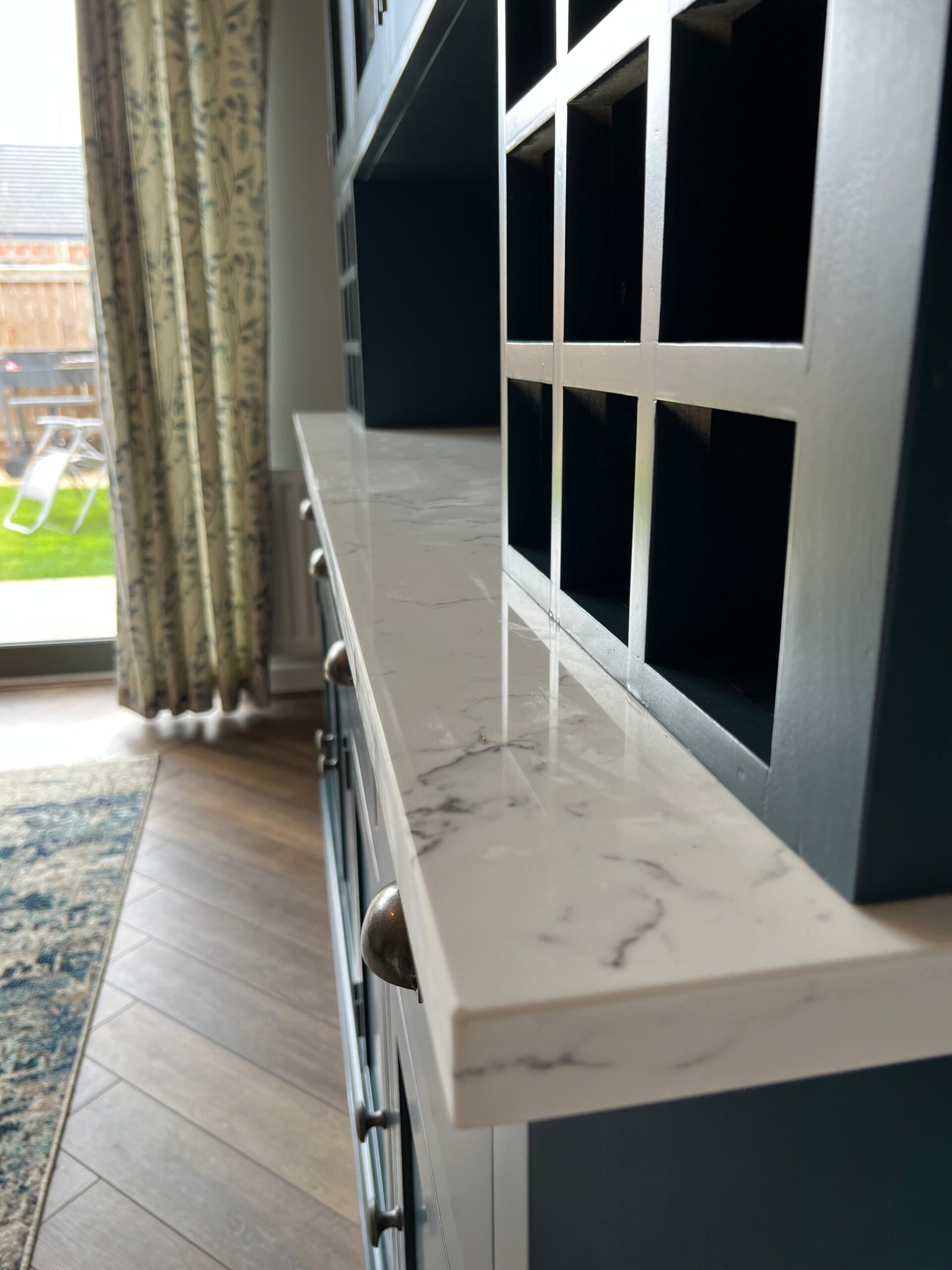 Contemporary Quartz Glazed Wine Dresser - Image 3