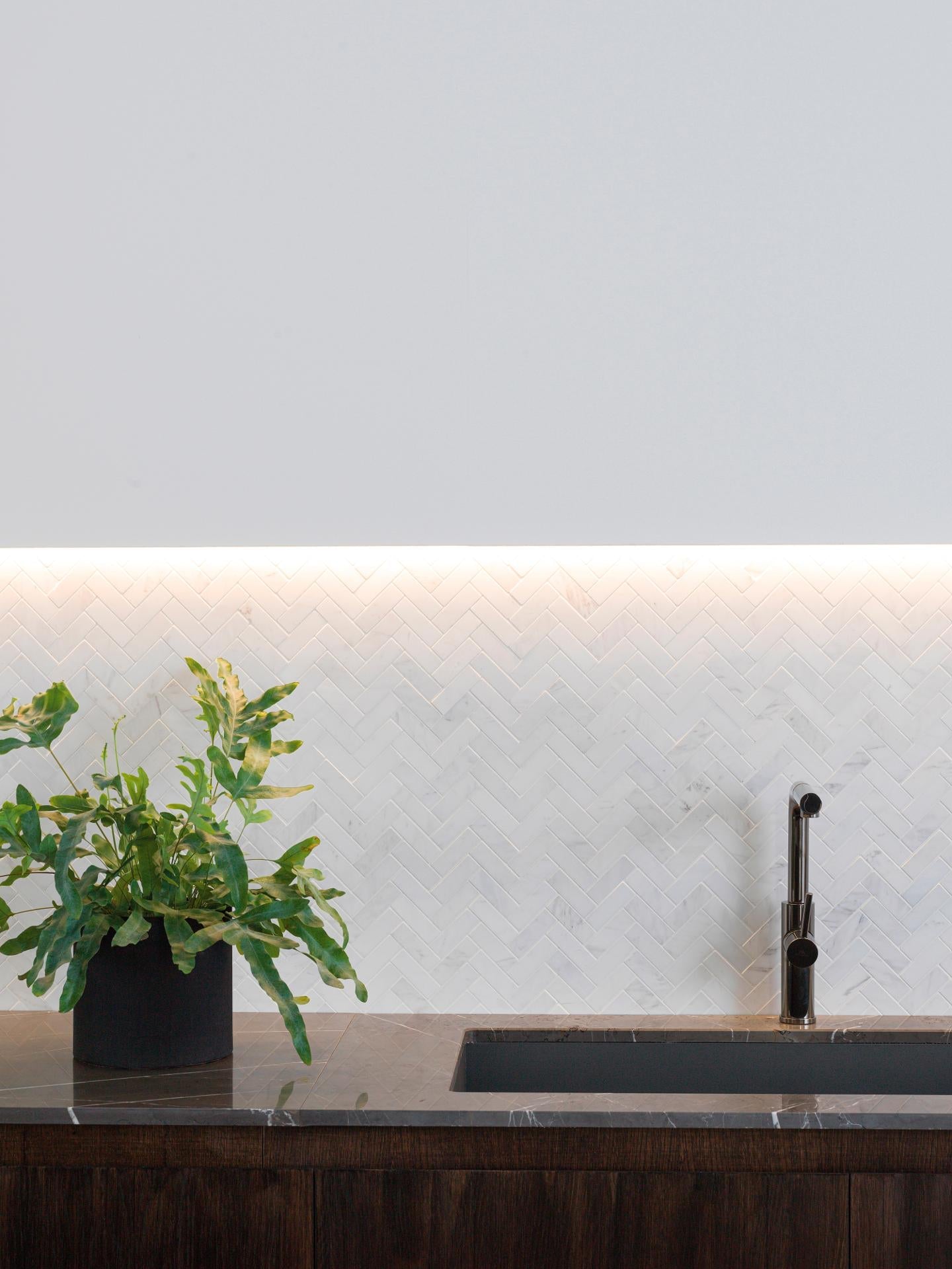 Lines Cambric Persian White Classico - Image 2