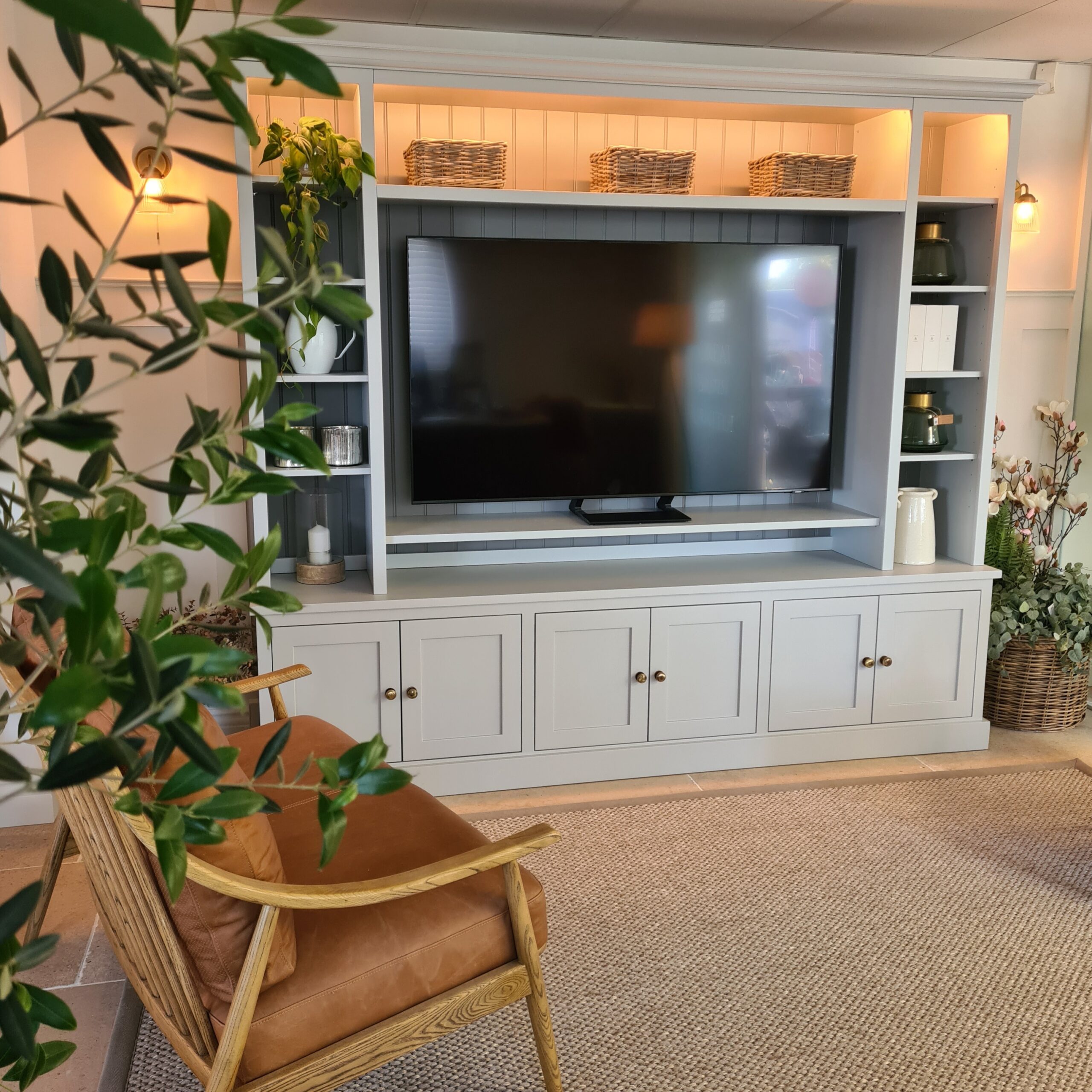 Large TV & Media Storage Unit Willis & Stone Willis & Stone