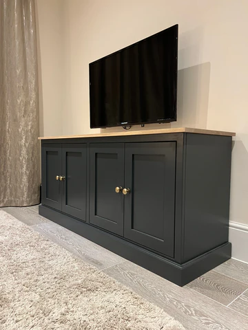 Traditional Shaker TV Cabinet
