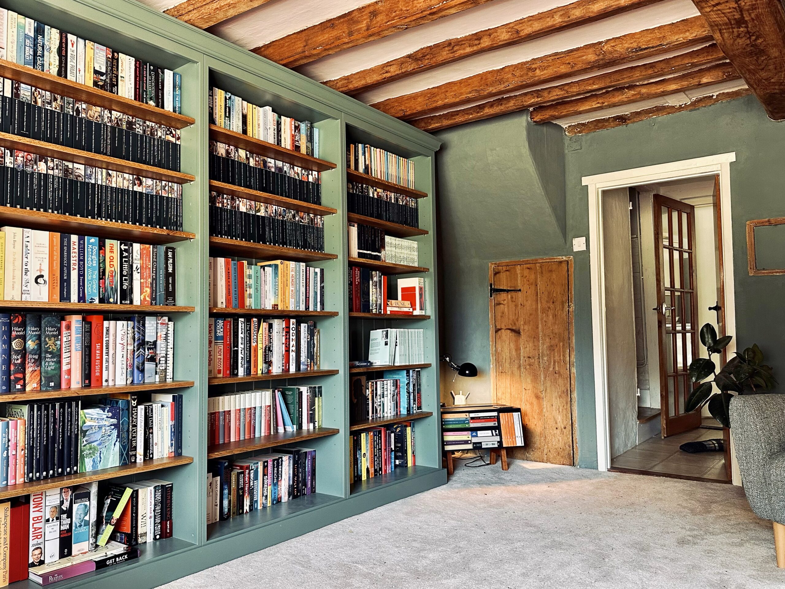 Oak Shelving Bookcase - Image 4