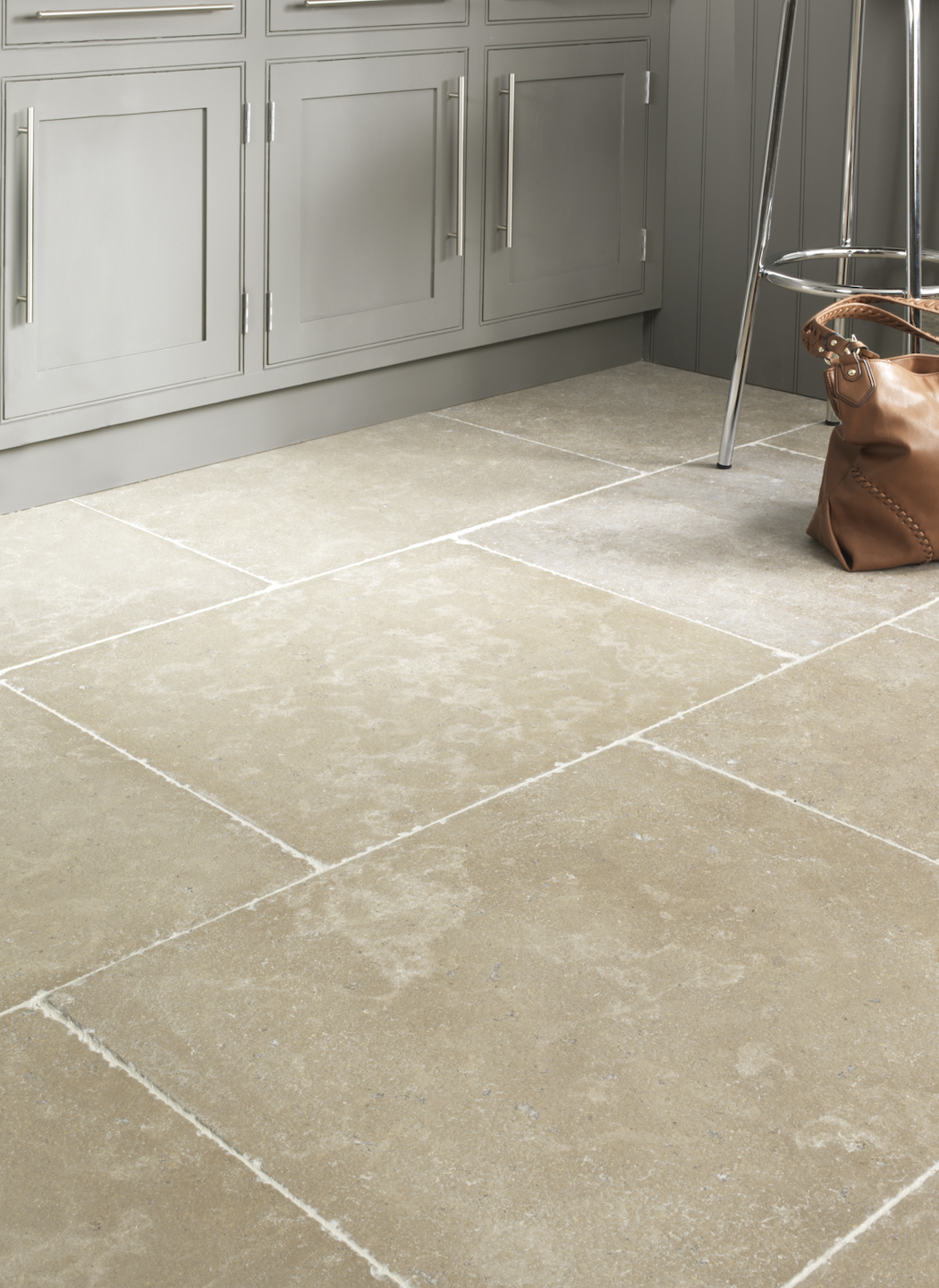Wychwood Limestone - Tumbled Finish