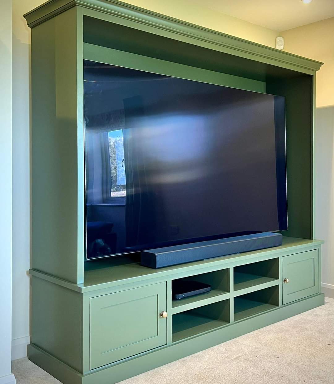 TV & Media Unit - 85" TV - Image 2