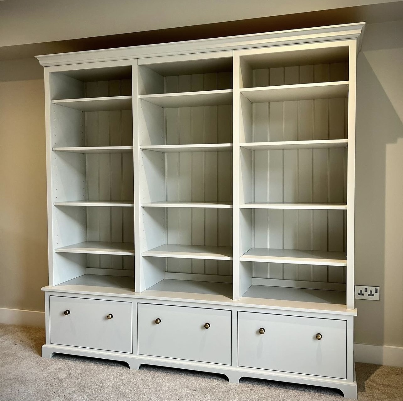 Shaker Display Dresser - Willis & Stone : Willis & Stone